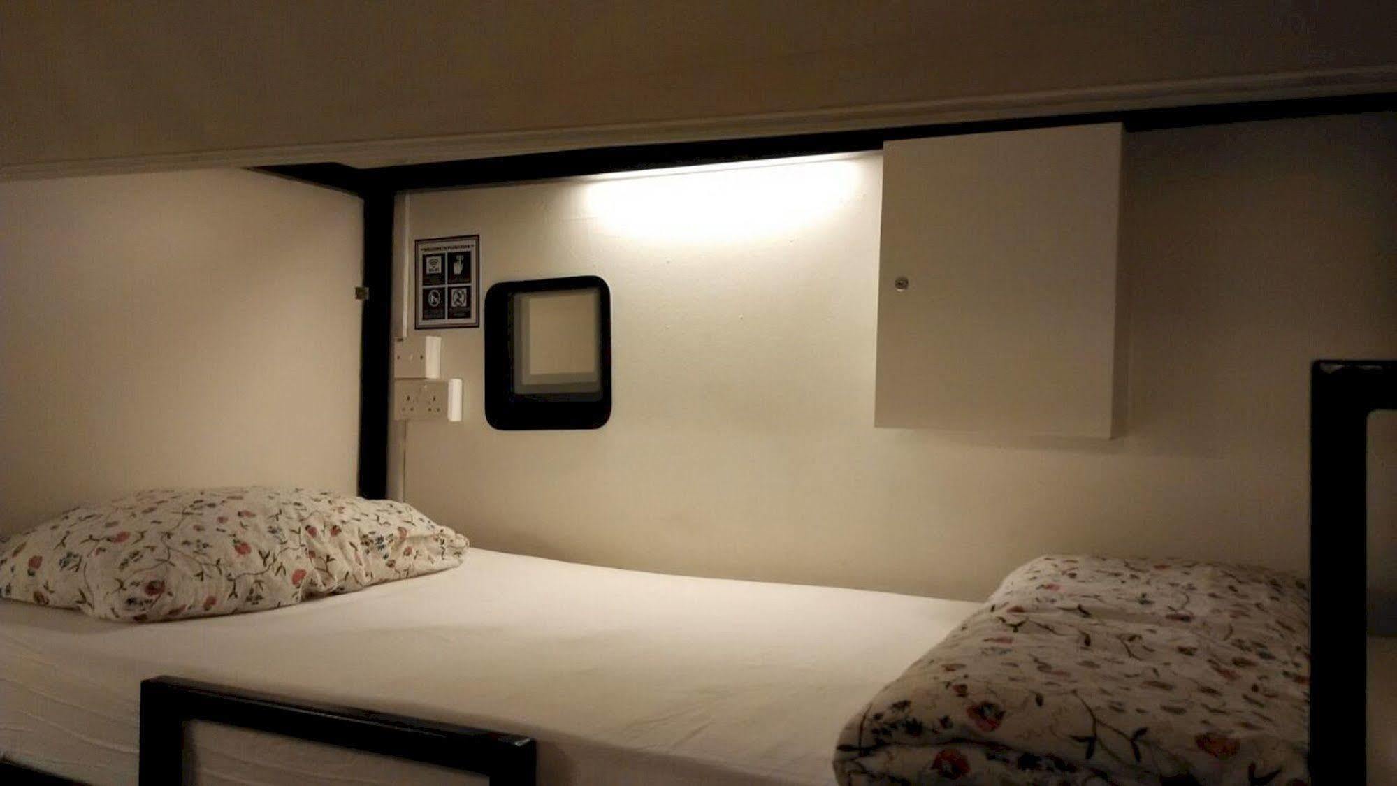 Plush Pods Albergue Singapur Exterior foto